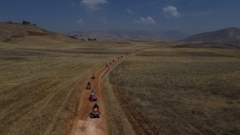 Huaypo y Tiobamba en cuatrimoto