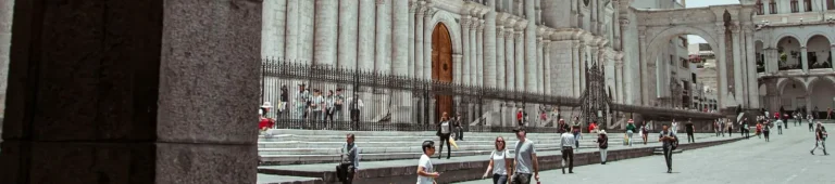 Tour a Perú 12 días: Lima, Arequipa, Lago Titicaca y Machu Picchu