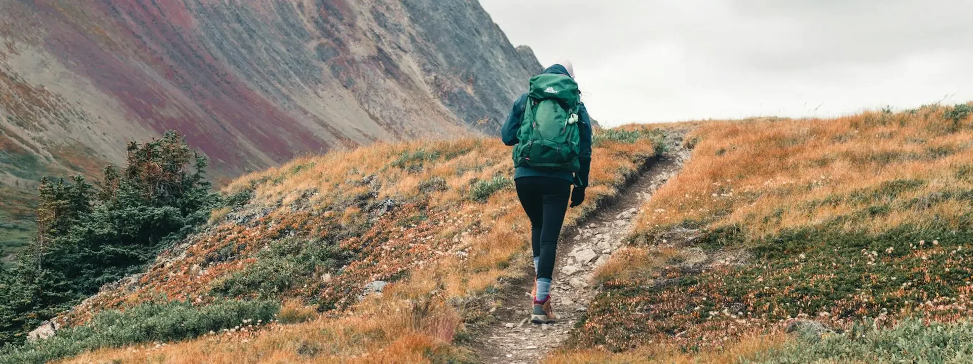 hike to rainbow mountain
